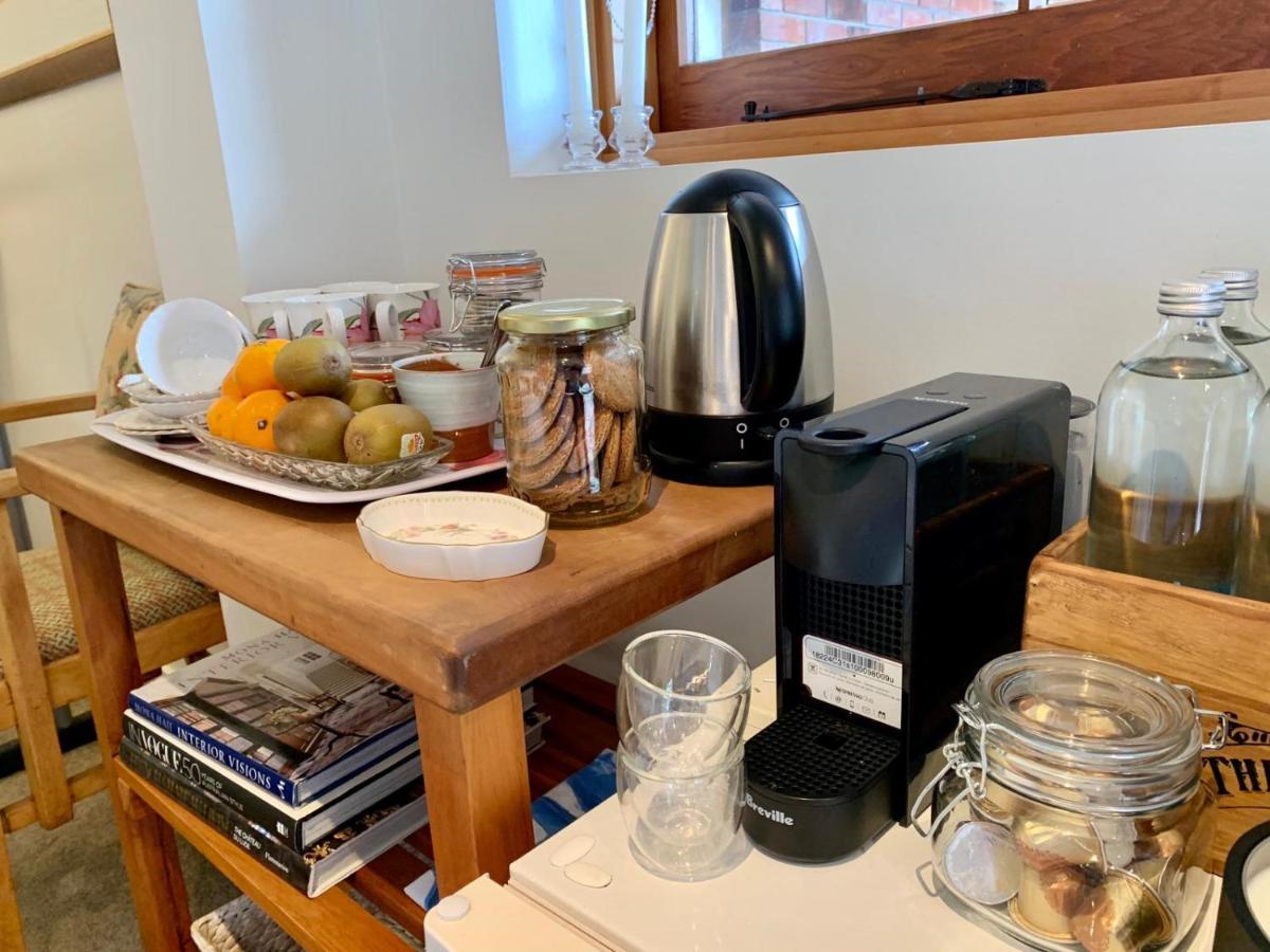 Mill Cottage - boutique accommodation&garden Akaroa Esterno foto