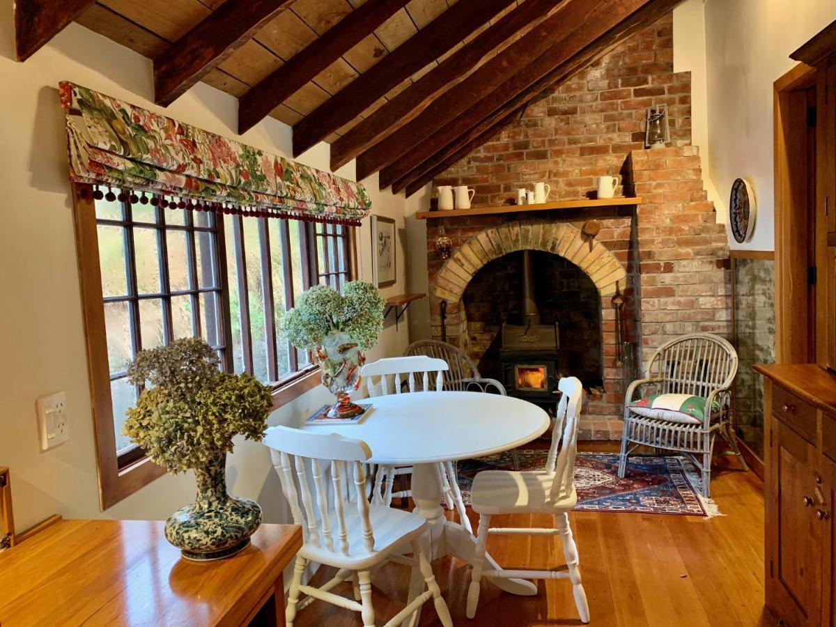 Mill Cottage - boutique accommodation&garden Akaroa Esterno foto
